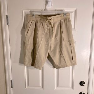 NWOT Open Trails cargo shorts